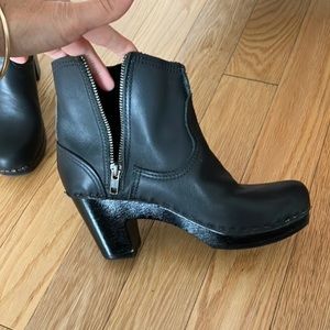 No.6 clog boots Sz 7